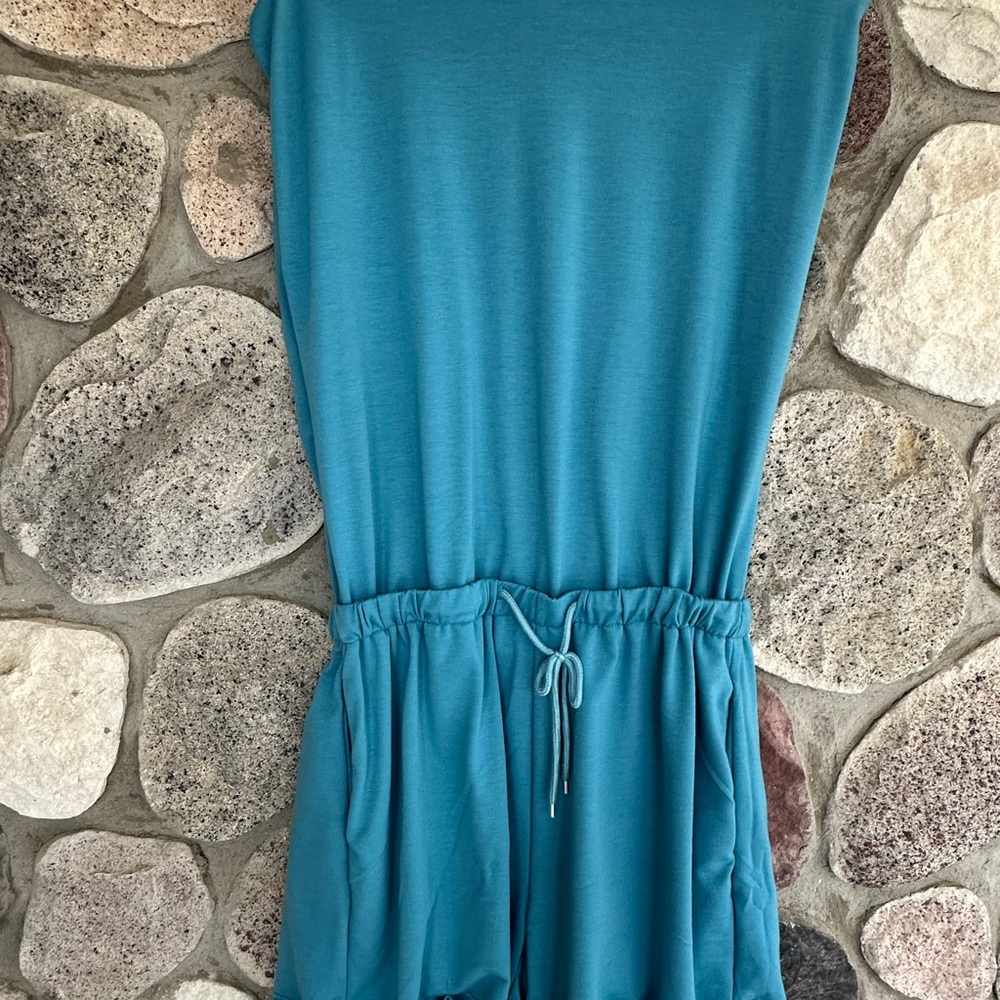 Teal Sleeveless Jumpsuit